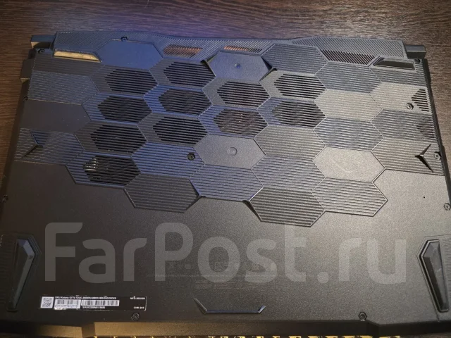 MSI Katana GF76 12UC. 17.3", 2,3����, ��� 16 ��, ���� 512���, WiFi: 1, Bluetooth: 1, ����������� �� 4��. ����