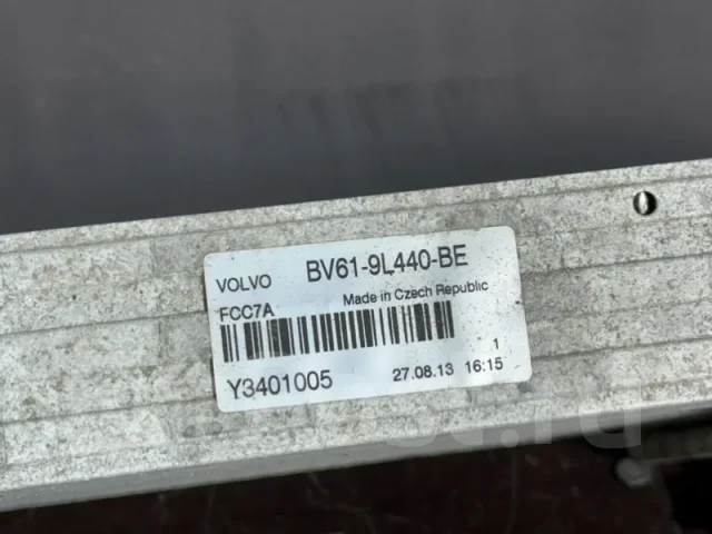���������� Volvo S60 2014 31368270 31368270 ����