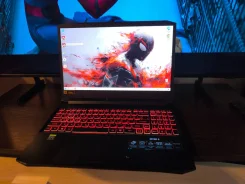 Acer Nitro 5. 15.6", 4,1����, ��� 16 ��, ���� 512���, WiFi: 1, Bluetooth: 1, ����������� �� 2��. ����