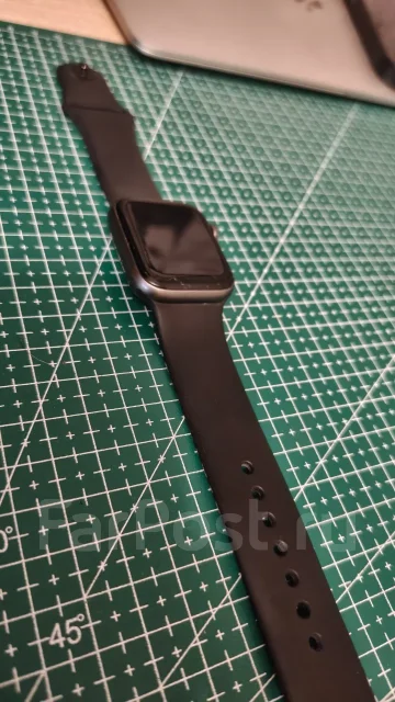 Apple Watch Series 4. GPS, SIM-����� ����