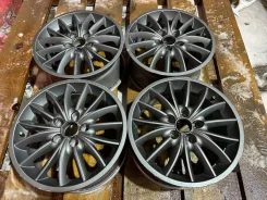 Alutec. 7.5x16", 5x114.3, ET38, �� 70,2���. ����