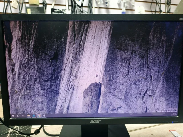 Acer. 19.5", ���������� �� (LCD, LED, QLED) ����