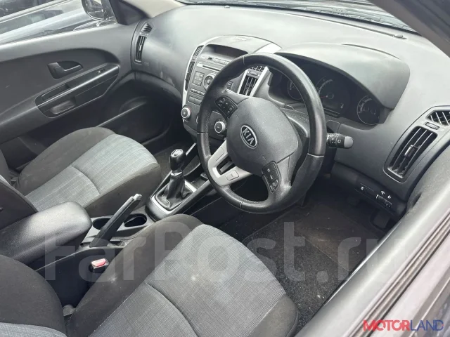 ������� Kia Ceed 2007-2012 21428849 361002A300 ����