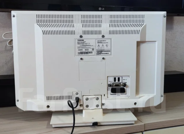 Toshiba. LED ����
