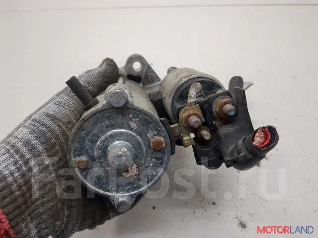 ������� Ford Fiesta 2008-2013 21428817 1734633 ����