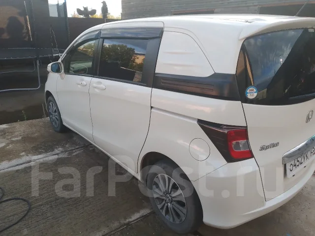 Honda Freed Spike. ��������, ��������, ������, 150 000����. ��, �/� ����