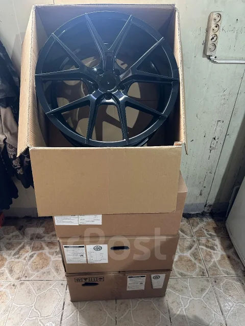Verde. 8.5/9.5x20", 5x112, ET35/35, �� 66,6���. ����