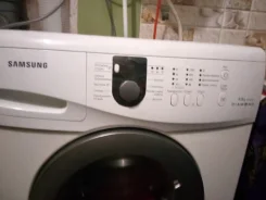 Samsung. �������� 4��� ����