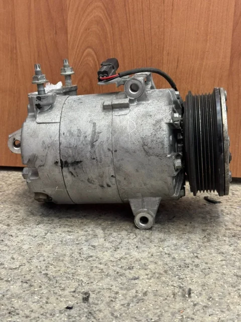 ���������� ������������ Ford Transit BK2119D629AG BK2119D629AG ����