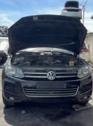 �������� �������� Volkswagen Touareg 2014 7P6827025B NF CRCA 7P6827025B ����