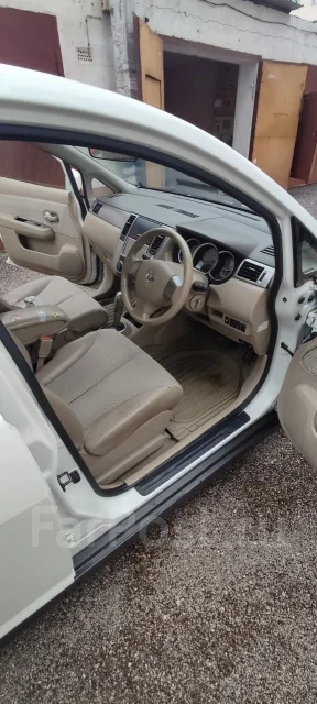 Nissan Tiida. �������, ��������, 1.0 (109��.�.), ������, 106 000����. �� ����