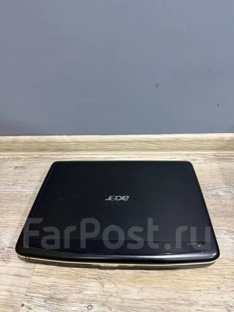 Acer. 15.6", 1,8����, ��� 3072 ��, ���� 83���, WiFi: 1, Bluetooth: 1, ����������� �� 1��. ����