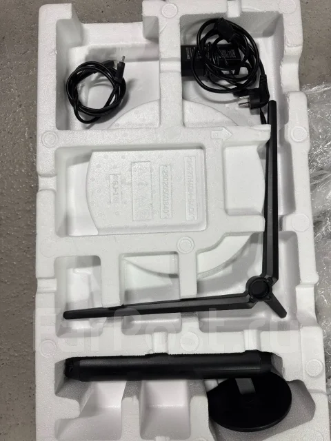 MSI. 27" ����