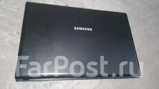 Samsung R519. 15.6", 2����, ��� 2048 ��, ���� 250���, WiFi: 1, ����������� �� 2��. ����