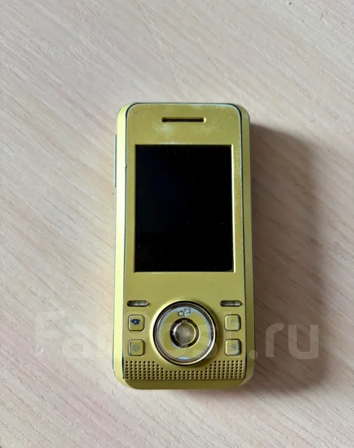 Sony Ericsson S500i. �/� ����