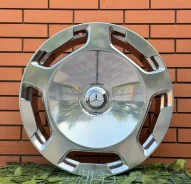 Fonyee. 10.0/11.0x23", 5x112, ET43/47, �� 66,6���. ��� ����� �� ������ ����