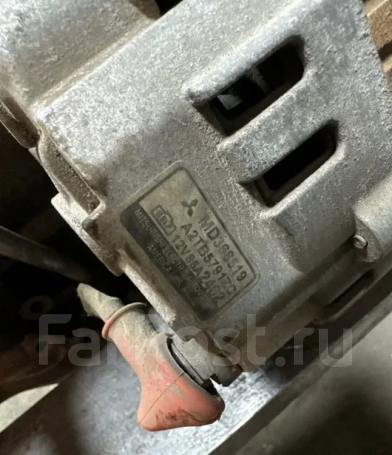 ��������� Mitsubishi Chariot 1990 MD368519 4G64 MD368519 ����