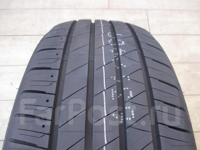 Bridgestone Finessa HB01