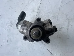 ��������� ����� �������� �������� Audi A4 06F127025H B7 06F127025H ����