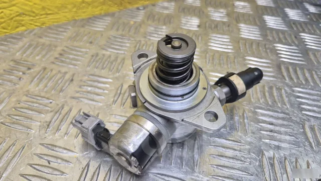 ���� Ford Focus 3 CM5E9D376BE CM5E9D376BE ����