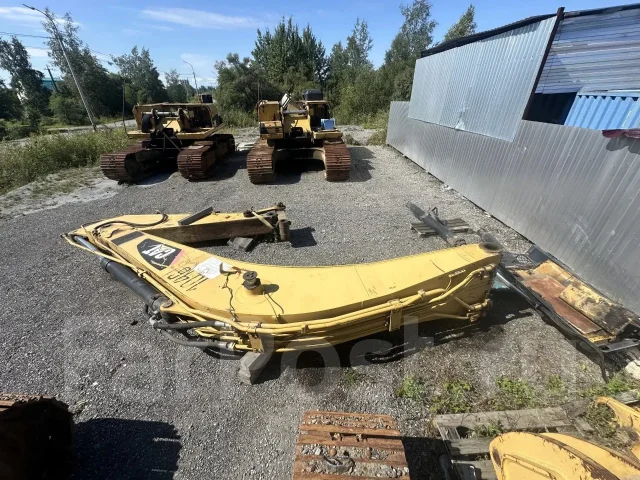 Caterpillar 330 ����