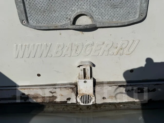 Badger. 2013 ���, ����� 4,3��., ��������� ��� ��������� ����