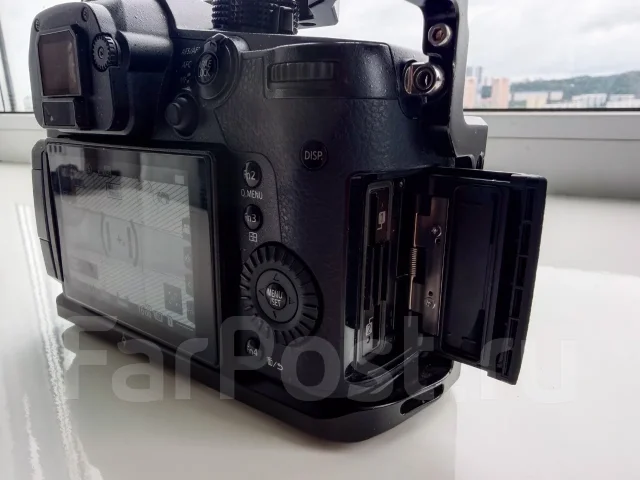 Panasonic Lumix DC-GH5. ���: 4� ����