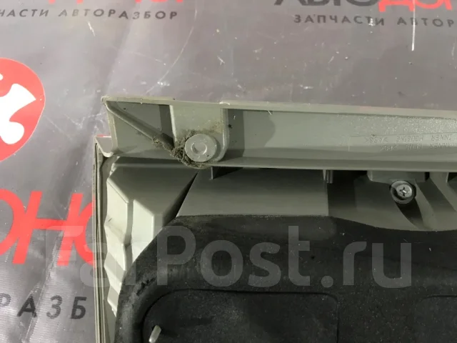 ���� Toyota VOXY NOAH, ������ 28185 ����