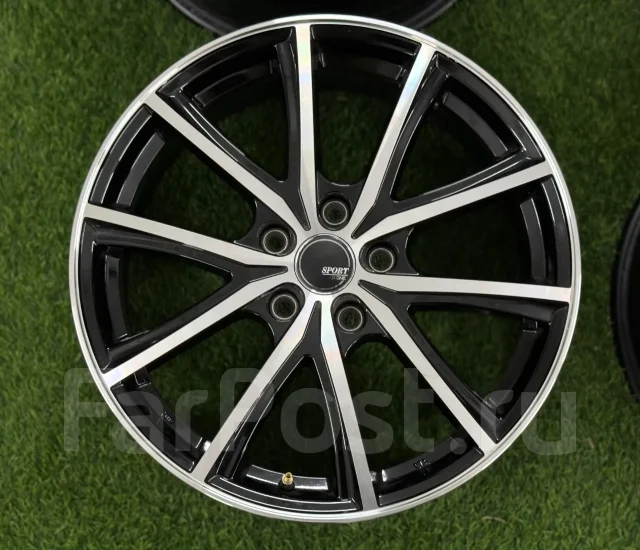 MOMO Reds Drone. 7.0x18", 5x114.3, ET48 ����