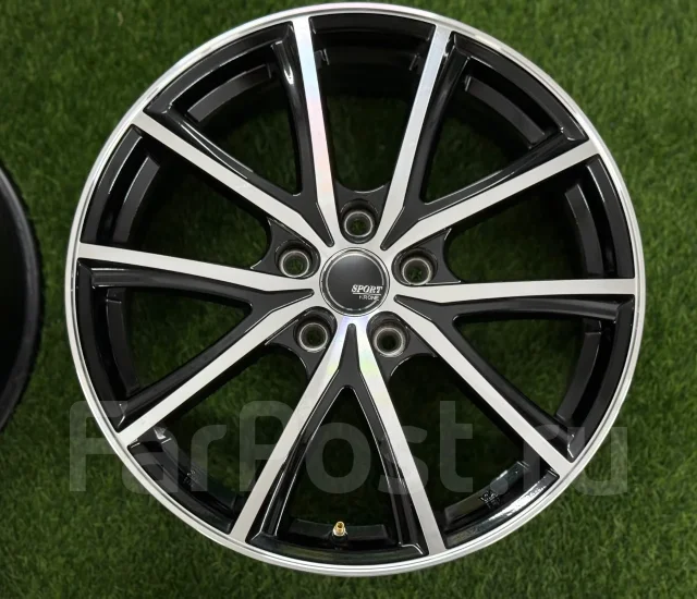 MOMO Reds Drone. 7.0x18", 5x114.3, ET48 ����