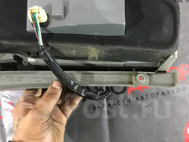 ���� Toyota VOXY NOAH, ����� 28185 ����
