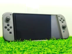 Nintendo Switch OLED ����