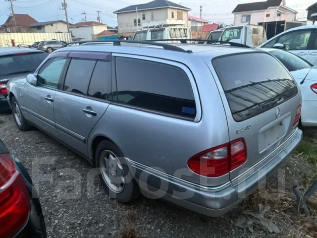 Mercedes-Benz E-Class. WDB2102612A705385, M112.911 30 235574 ����