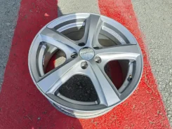 Enkei Rivazza Tuner. 7.0x16", 5x100, ET50 ����