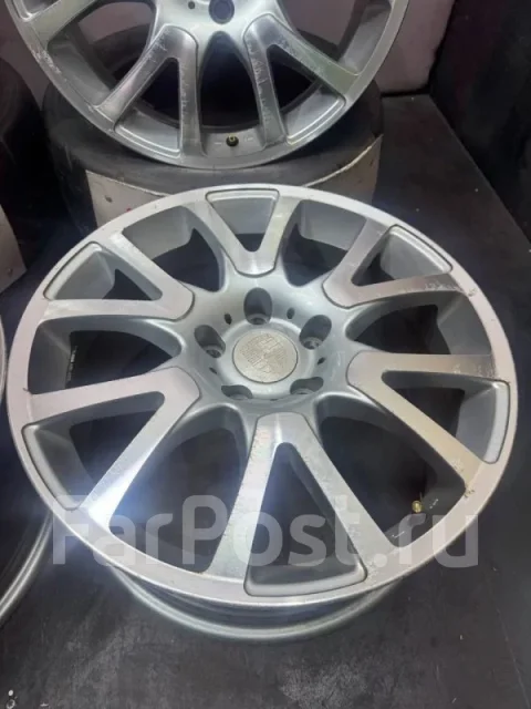 OZ Racing Exclusive