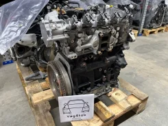 ��������� Audi Q3 8U 2015 06K100034K ����������� 5 �� CULB 06K100034K ����