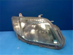 ���� Toyota DBA-NZE141 ������ 81110-12C80 ����