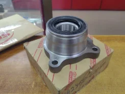 ������� Toyota Hilux Surf 4245060050 GRN215W, ������ 4245060050 ����