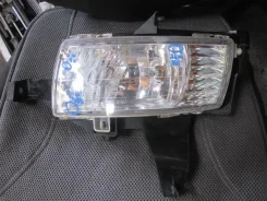������ Toyota Isis CBA-ANM10W ����� 81220-44100 ����