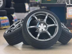 Advan Racing RG-4
