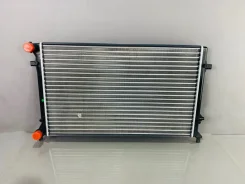 �������� ���������� Audi A3 2 8P 2003-2013 ����� 1025365SX 1025365SX ����