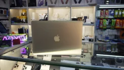 Apple MacBook Air 13. WiFi: 1, Bluetooth: 1 ����