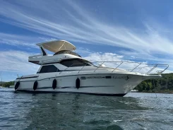 Bayliner. 2006 ���, ����� 11��., ��������� ������������, 520��.�., ������ ����
