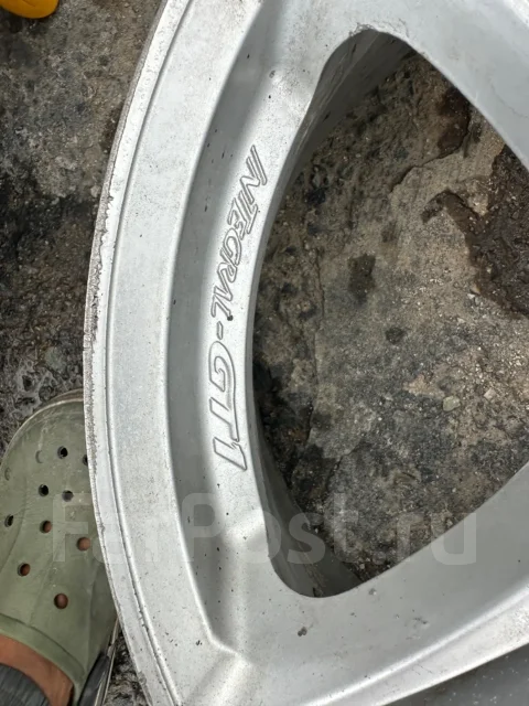 SSR Integral GT1. 8.0/9.0x17", 5x114.3, ET35/38. ��� ����� �� ������������ ����