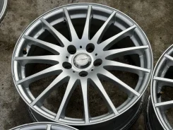 Hot Stuff Cross Speed Cyber-5. 7.5x18", 5x114.3, ET38, �� 73,1���. ����