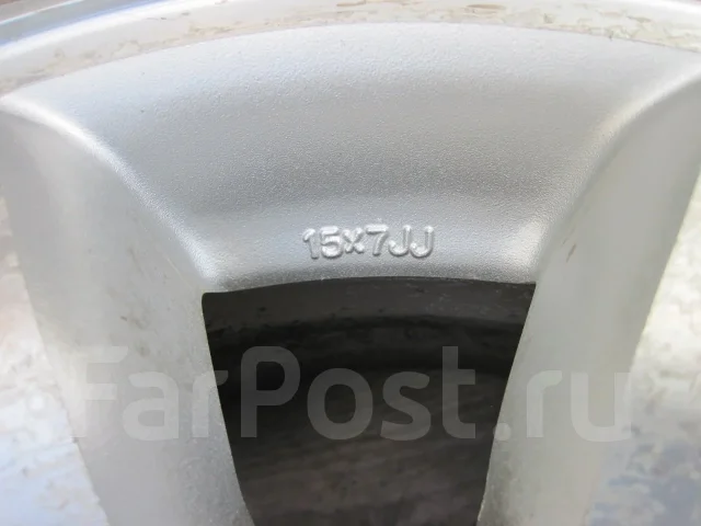 Nissan. 7.0x15", 6x139.7, ET40, �� 100,1���. ����