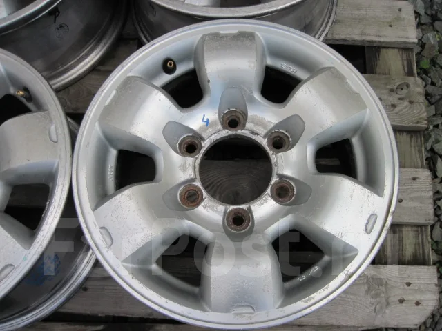 Nissan. 7.0x15", 6x139.7, ET40, �� 100,1���. ����