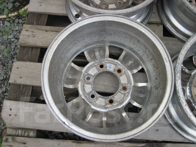 Nissan. 7.0x15", 6x139.7, ET40, �� 100,1���. ����
