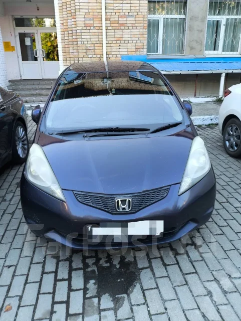 Honda Fit. ��������, ��������, 1.3 (99��.�.), ������, 360 000����. �� ����