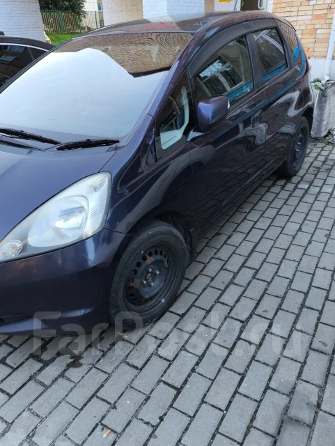 Honda Fit. ��������, ��������, 1.3 (99��.�.), ������, 360 000����. �� ����